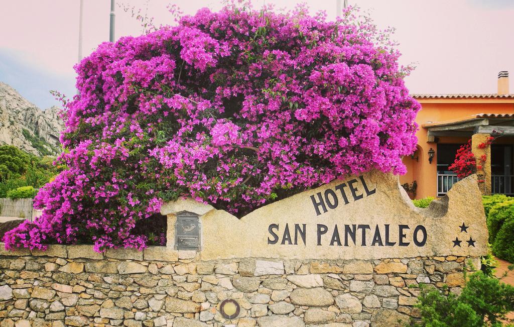 Hotel San Pantaleo Exterior photo