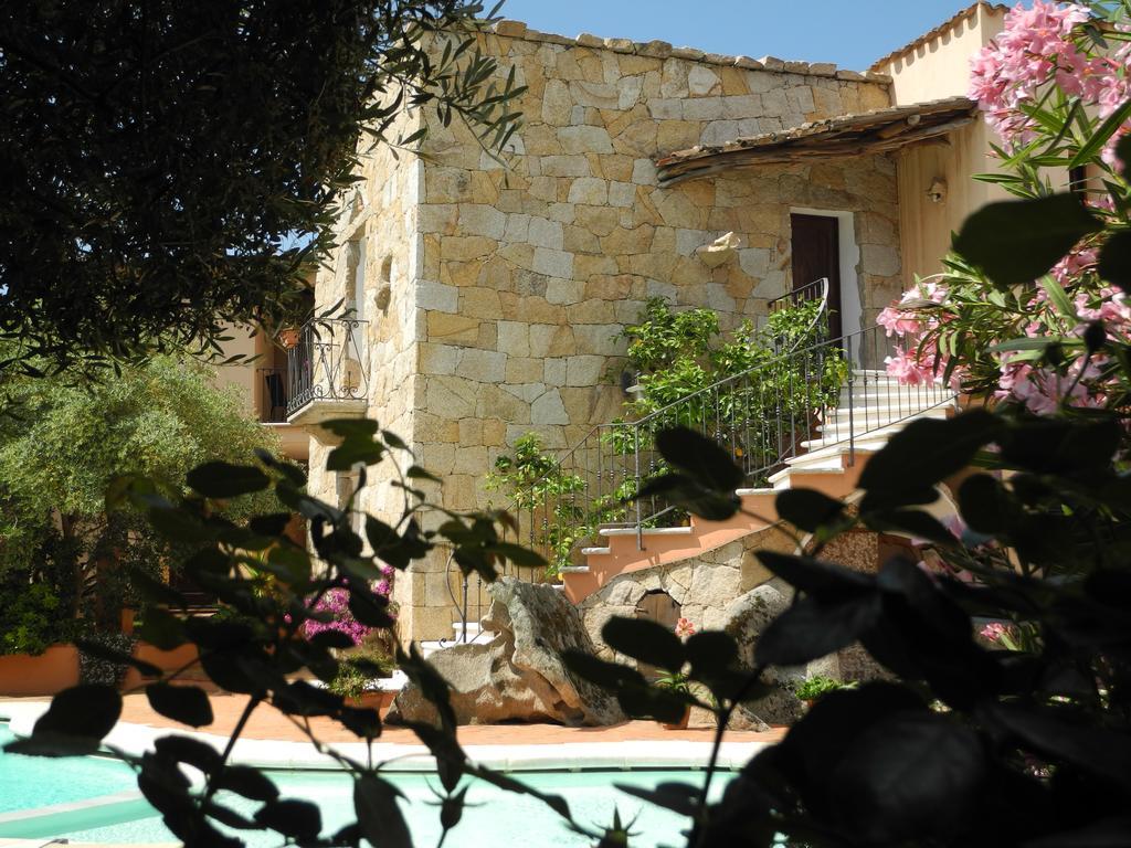 Hotel San Pantaleo Exterior photo