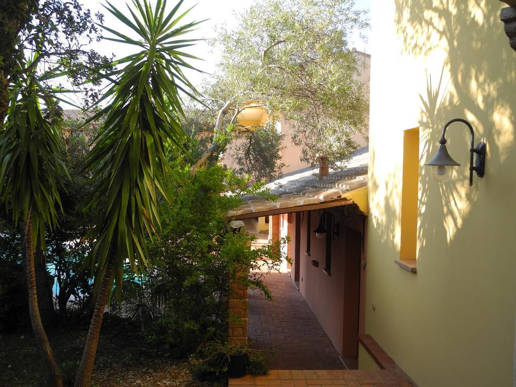 Hotel San Pantaleo Exterior photo
