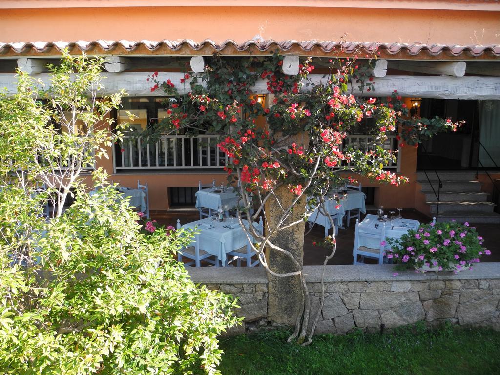 Hotel San Pantaleo Exterior photo