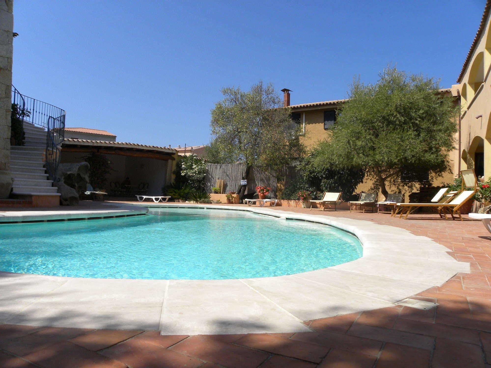 Hotel San Pantaleo Exterior photo