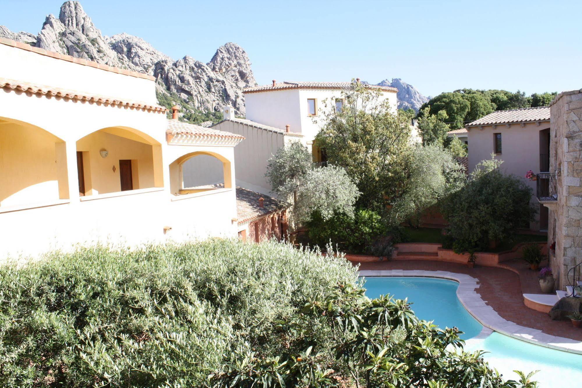 Hotel San Pantaleo Exterior photo